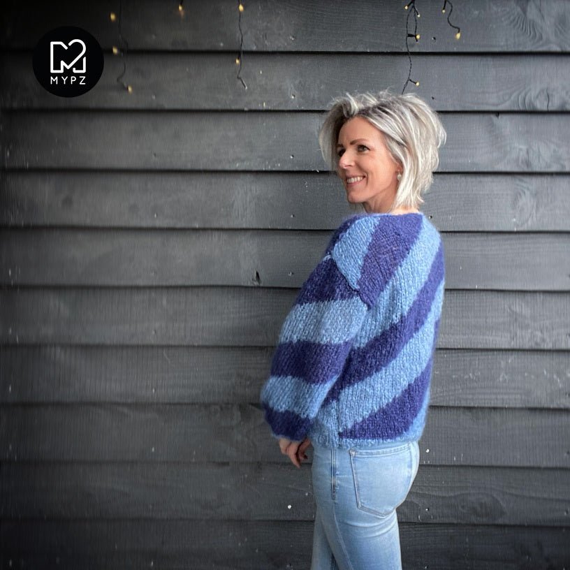 MYPZ Light mohair pullover Blue diagonal